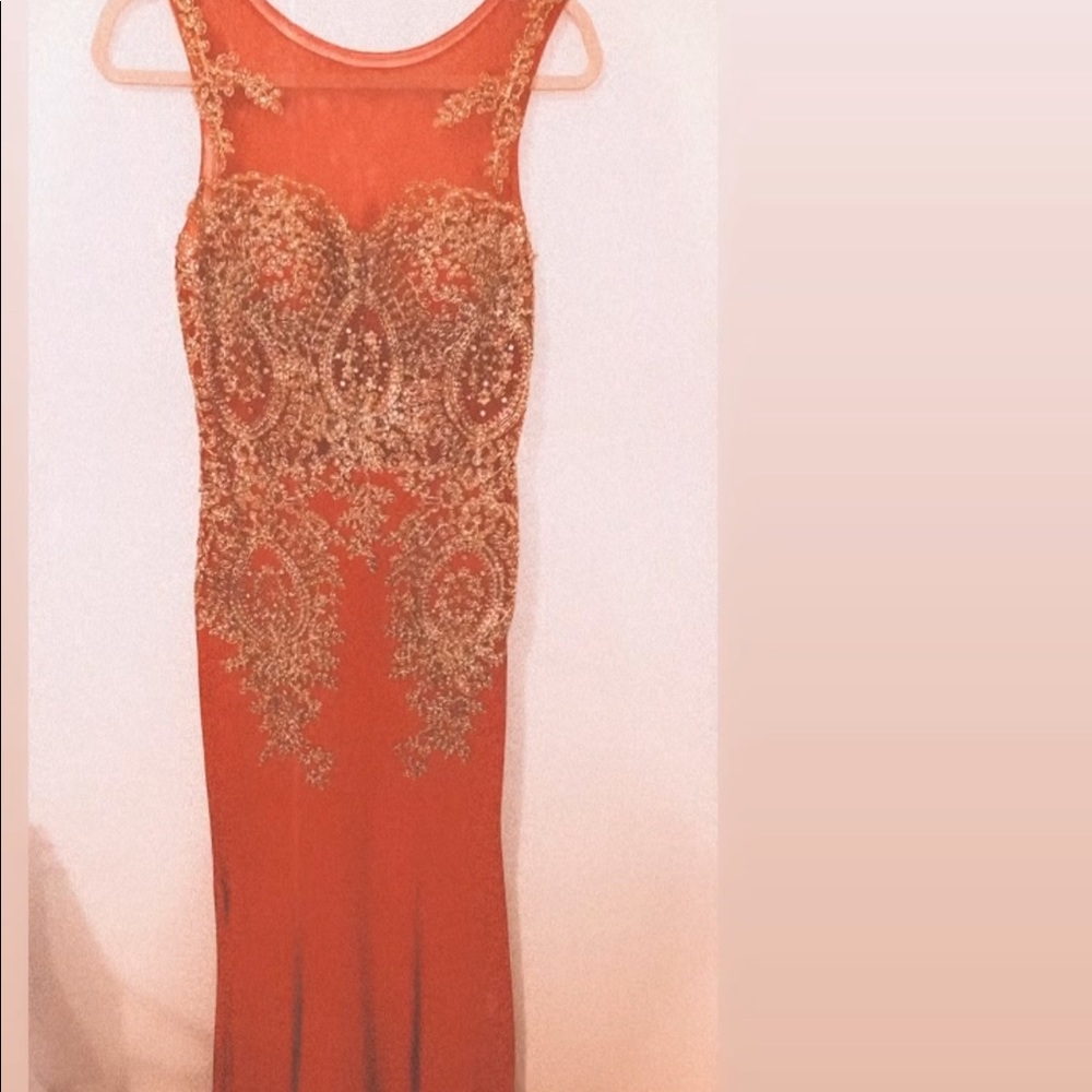 RED DRESS